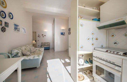 Marina del Cantone Ski Chalet | La Casa del Mare close to the beach