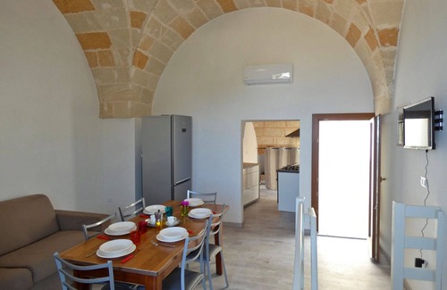 Marina di Novaglie House | La Casa di Pietro - A Window on the Sea in Marina Di Novaglie