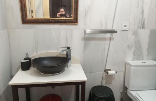 Marron House | La Casa Malvarrosa- piscina climatizada