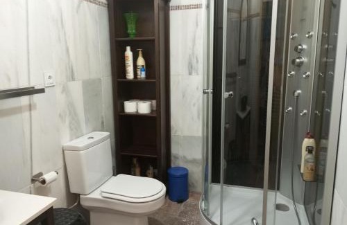 Marron House | La Casa Malvarrosa- piscina climatizada