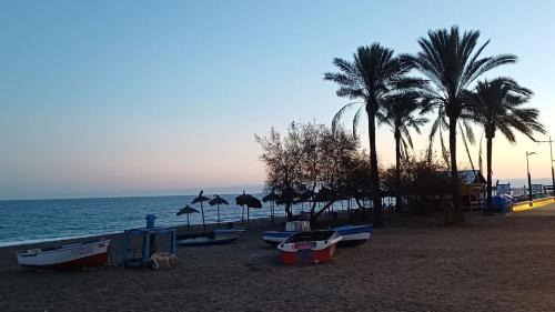 Alcorrin House | La casa Mariposa, UNIQUEMENT 1chambre et 1sdb privées dans un appartement partagé chez l'habitant