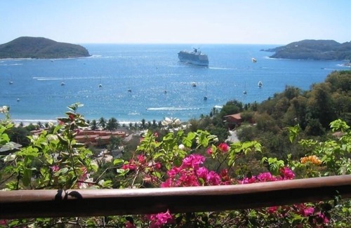 Ixtapa - Zihuatanejo Condo | La Casa Que Ve al Mar te da la bienvenida en 2026!