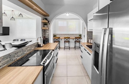 Punta Las Marias House | La Casona | Multi Unit House for Groups @ San Juan