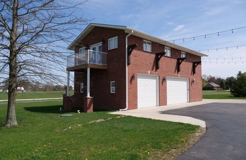 Acton Apartment | La Cochera Indy East - The BEST of Indy! Self Check in - Reserved Parking Spot