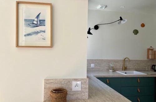Saint-Come-de-Fresne House | La Comète by Melrose