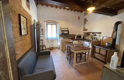 Castiglion Fibocchi House | LA CORTE DEI GELSOMINI