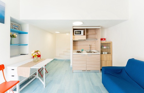 Procida Apartment | La Dépandance - One Bedroom Apartment, Sleeps 4