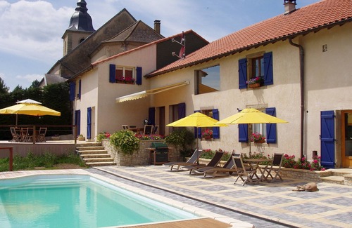 Berig-Vintrange House | LA DAME BLANCHE awaits you. The open view over the countryside will surprise you.