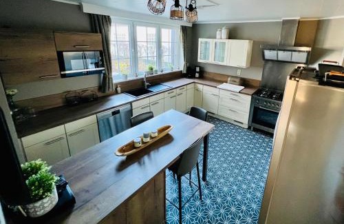 Robertville House | La Dame du Lac