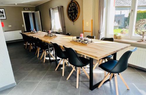 Robertville House | La Dame du Lac