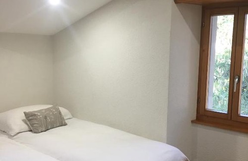 Saint-Maurice Hotel | La Dent-du-Midi Hôtel & Restaurant