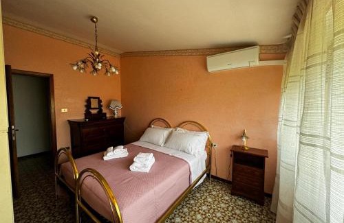 Sulmona Apartment | La Dimora del Falconiere - Guest House