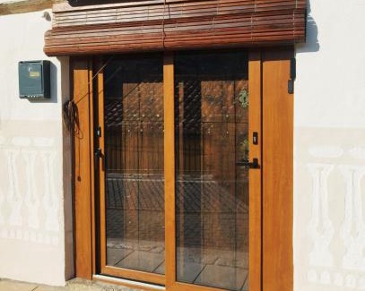 Vilafranca Ski Chalet | LA DULA, Casa Boutique en el casco antiguo y junto a la montaña