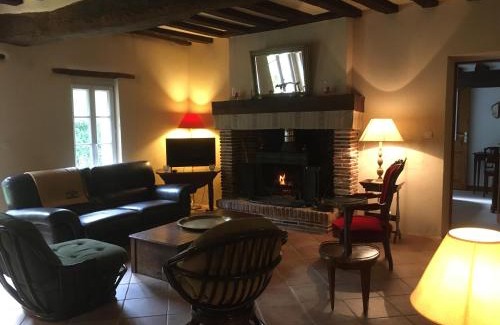 Salbris Villa | La Ferme de Montboulan