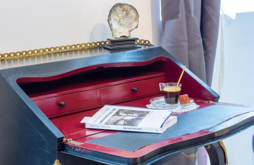 Old Town Apartment | La Flûte enchantée