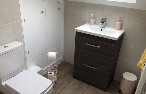 Rushmoor District Apartment | La Fontaine Court Apartments