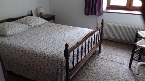 Saint-Germain-lʼHerm Bed & Breakfast | La Fontaine des Thiolles