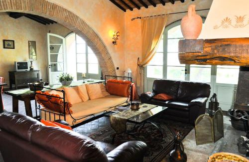 Il Poggio House | La Fonte Carducciana