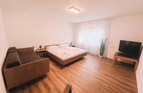 Tengen Hotel | La Frontiera Hotel & Eventlocation - idyllisch, nah' der Schweiz - zum Rheinfall bei Schaffhausen