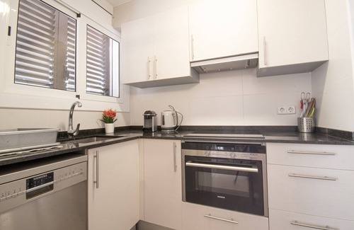Torredembarra House | LA GALERA - Cozy flat with shared pool, close to the beach and free wifi.