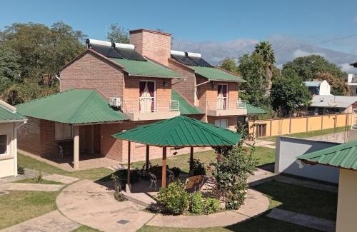 San Salvador de Jujuy House | La Glorieta -Casas de descanso