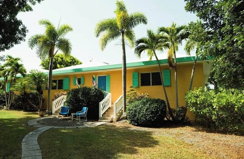 Bouvet Island House | La Grande Princesse Deja Blue