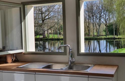 Le Relecq-Kerhuon House | La Grange du Moulin de Lossulien