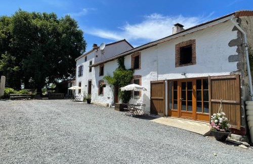 Dinsac Bed & Breakfast | La Grange Richard