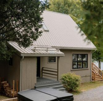 Saint Ferreol les Neiges Ski Chalet | La Jumelle d'en bas - 5 chambres - 15 personnes