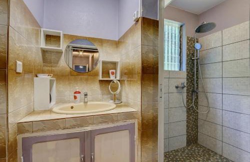 La Riviere Saint-Louis House | La Kaz Coquelicot - Charmante maison de 100 m2