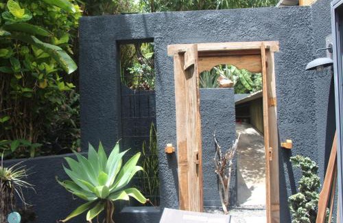 Bois de Nefles House | LA LIANE DE JADE 974-Lodge Le Palissandre - jacuzzi privatif - piscine chauffée