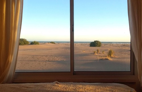 Partido de Tres Arroyos Cabin | "La Luisa" house on the beach in front of the sea.