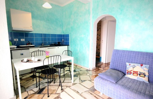 Ferma Apartment | La Luna Blu "Owl" apartment, sea view, 500 meters from the beach