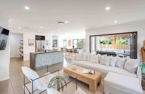 Lennox Head House | La Luna - Oceanstays