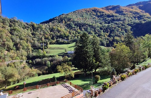 Luz-Saint-Sauveur Apartment | La Luziole 3*, vacation or spa, summer or winter, just like home