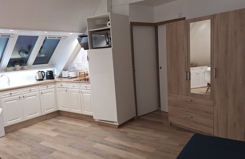 Saint-Pantaleon-de-Larche Apartment | La Maison Corré'Zen, Rated 3*. Heated swimming pool, Air conditioning,