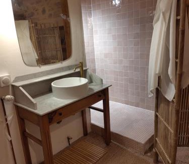 Montagnac House | La Magnanerie