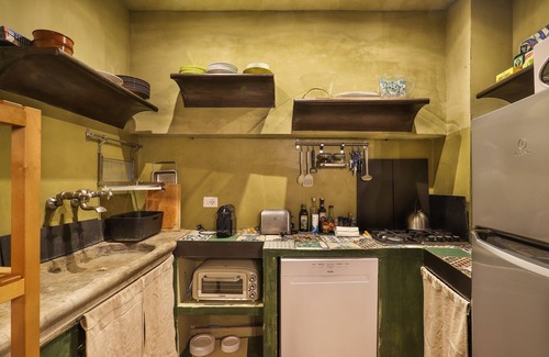 San Niccolo Apartment | LA MAISON AT THE OLD BRIDGE