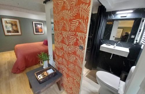 Lalbenque House | La maison au frêne