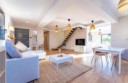 Pont des Demoiselles-Montaudran-La Terrasse Villa | La maison Barthe design 4ch clim parking privé