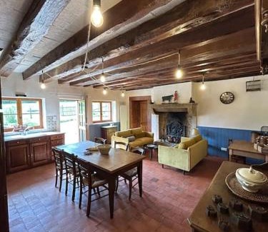 La Guiche House | la maison de Barbara