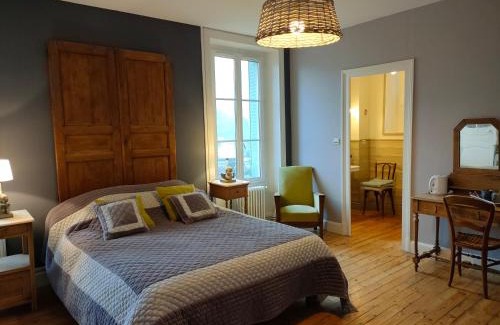 Thiezac House | La Maison de Jeanne, maison d'hôtes