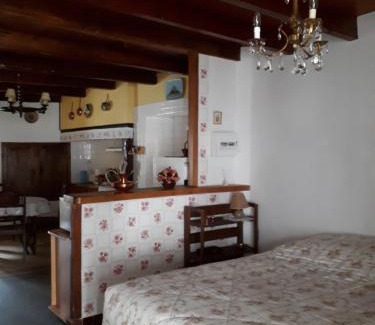 Lascabanes House | La maison de Juliette En haut