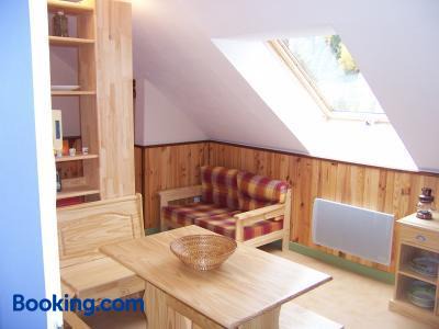 Salins-les-Bains Apartment | La maison de poupet