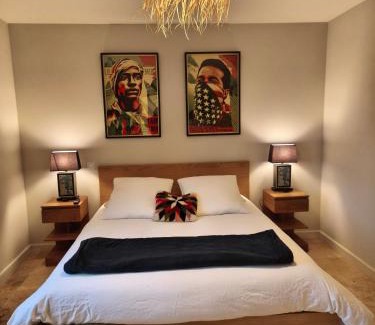 Saint-Martin-de-la-Mer House | La maison du lac