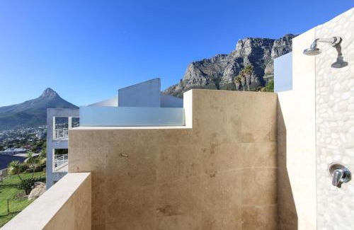 Camps Bay Villa | La Maison Hermes - Heated Saltwater Pool