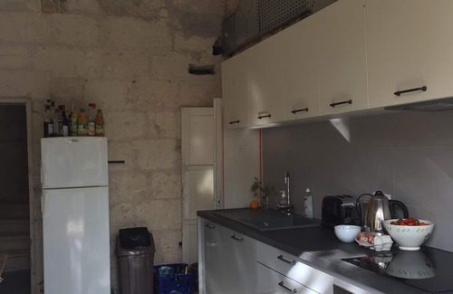Junas House | la maison Junas: handsome village house with garden