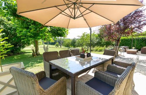 Pontours House | La Maison Louverie