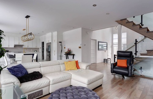 Mirabel House | La Maison Neuve de luxe