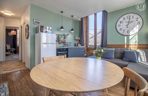 Albertville House | LA Maison Rouge - Albertville